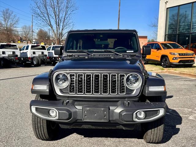 2025 Jeep Wrangler 4-Door Sahara 4x4