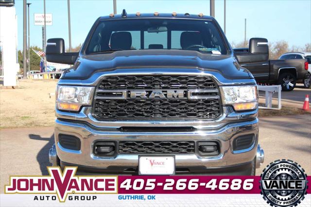 2024 RAM 3500 Tradesman Crew Cab 4x4 8 Box