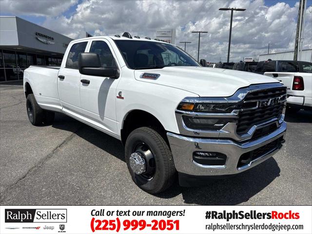 2026 RAM Ram 3500 RAM 3500 TRADESMAN CREW CAB 4X4 8 BOX
