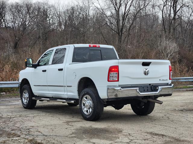 2024 RAM 2500 Tradesman Crew Cab 4x4 64 Box 2024 RAM 2500 Tradesman Crew Cab 4x4 64 Box