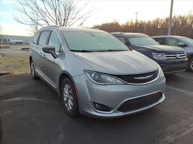 2017 Chrysler Pacifica Touring-L 2017 Chrysler Pacifica Touring-L