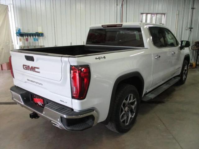 2022 GMC Sierra 1500 4WD Crew Cab Short Box SLT