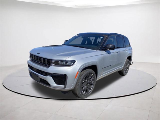 2026 Jeep Grand Cherokee GRAND CHEROKEE SUMMIT 4X4