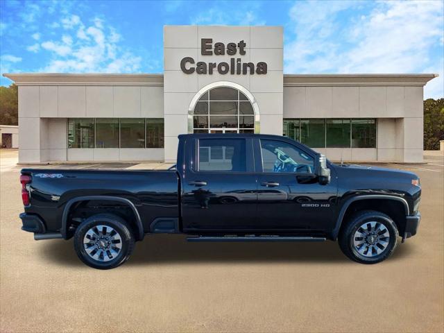 2023 Chevrolet Silverado 2500HD 4WD Crew Cab Standard Bed Custom