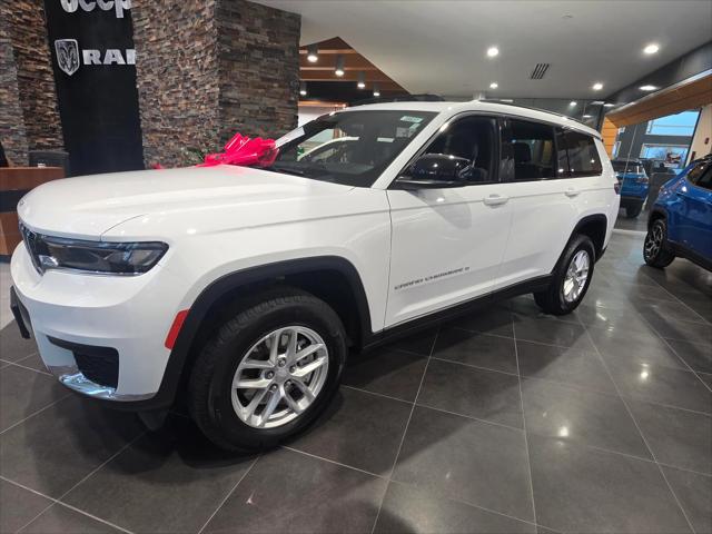 2025 Jeep Grand Cherokee L Laredo X 4x4