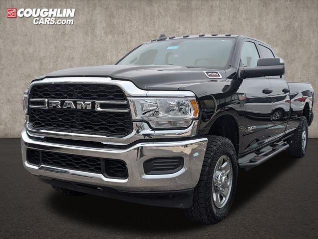 2022 RAM 2500 Tradesman Crew Cab 4x4 8 Box