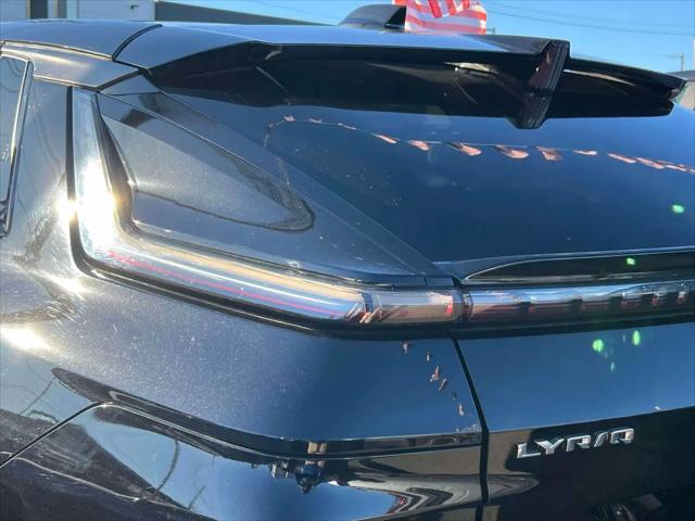 2024 Cadillac iQ Sport w/1SF