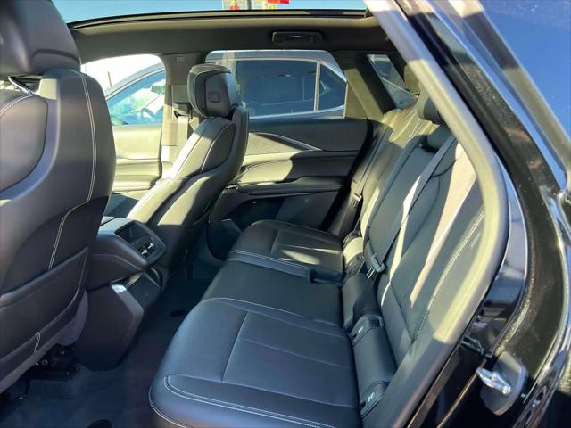 2024 Cadillac iQ Sport w/1SF