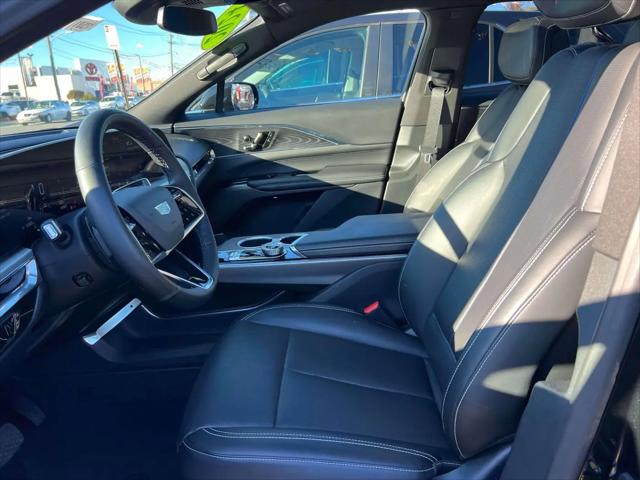 2024 Cadillac iQ Sport w/1SF