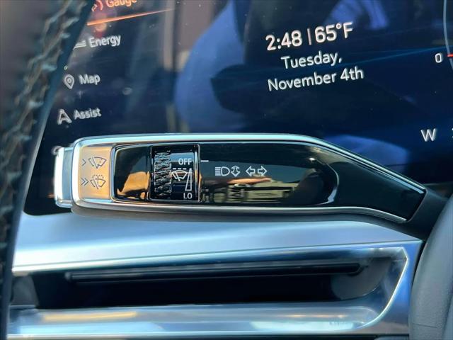2024 Cadillac iQ Sport w/1SF