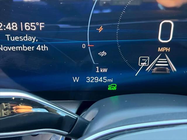 2024 Cadillac iQ Sport w/1SF