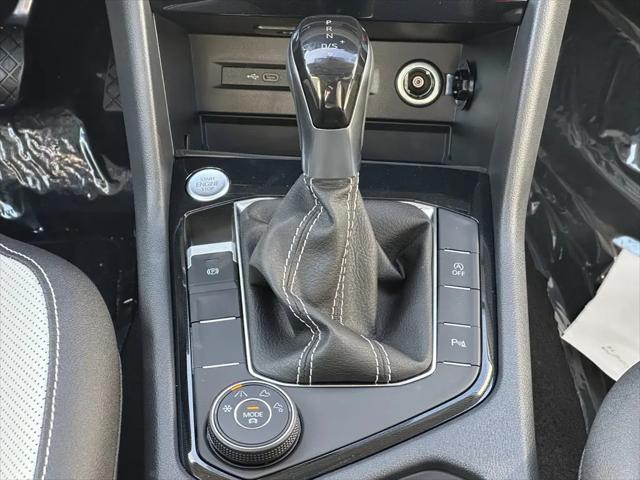 2026 Volkswagen Taos SEL