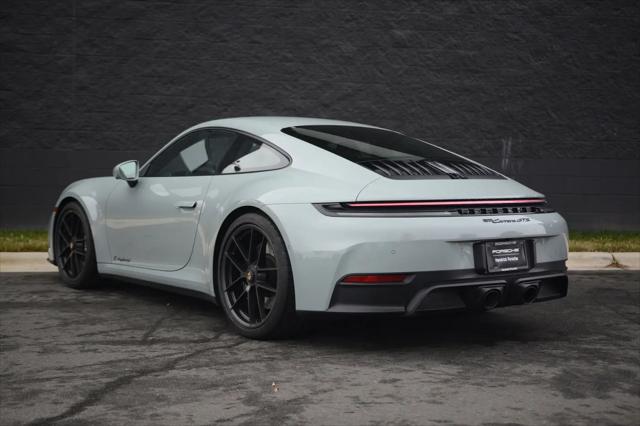2025 Porsche 911 Carrera GTS