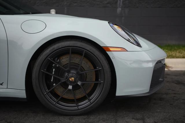 2025 Porsche 911 Carrera GTS