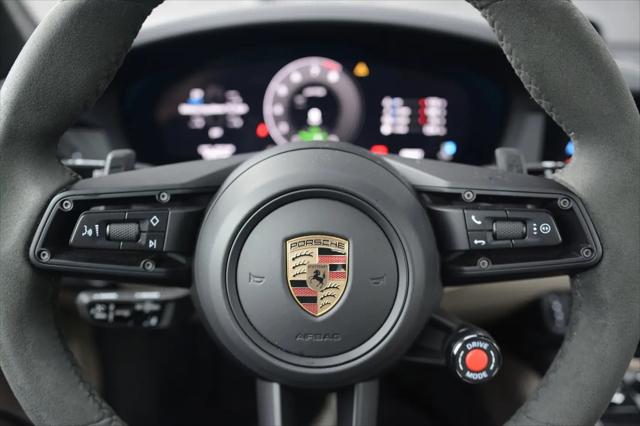 2025 Porsche 911 Carrera GTS