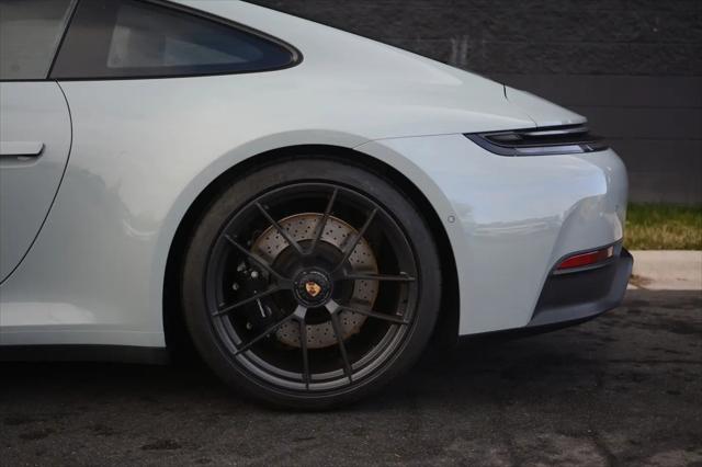 2025 Porsche 911 Carrera GTS