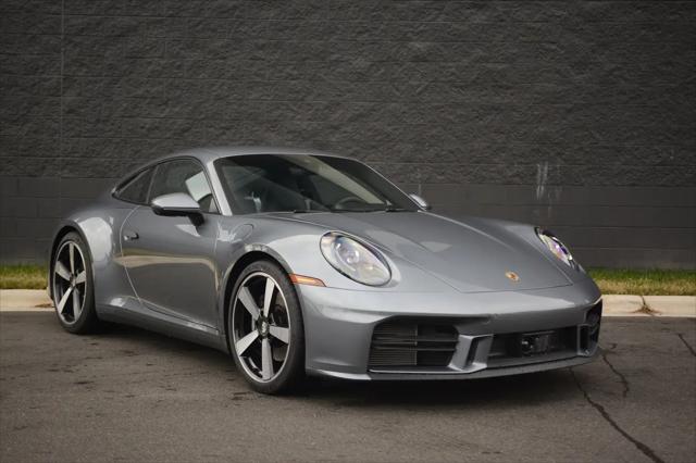 2025 Porsche 911 Carrera