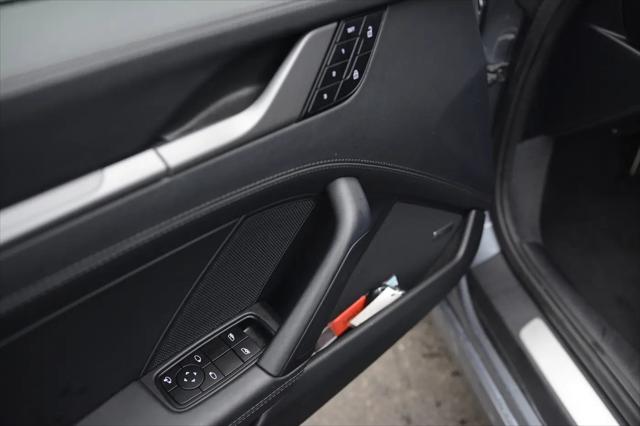 2025 Porsche 911 Carrera
