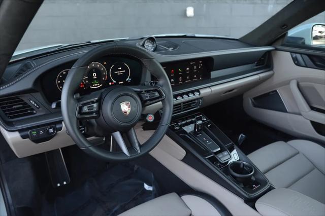 2025 Porsche 911 Carrera GTS