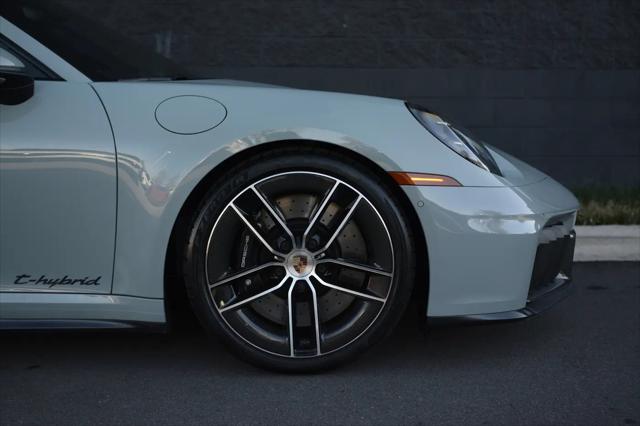 2025 Porsche 911 Carrera GTS