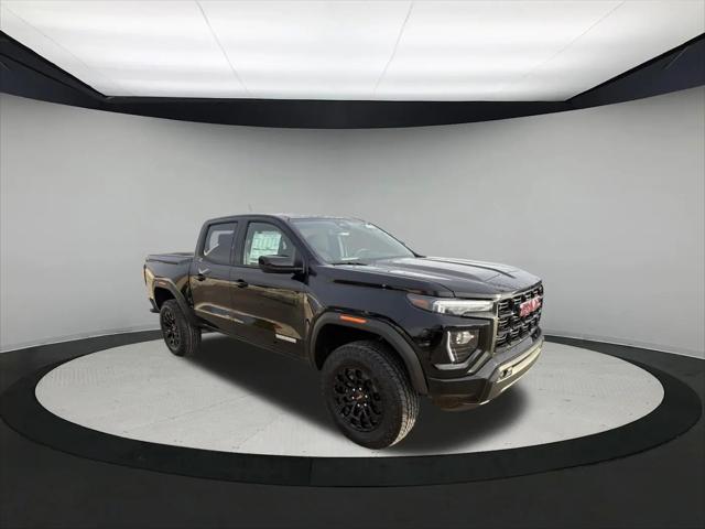 2026 GMC Canyon Elevation, 4WD for sale in Sycamore, IL