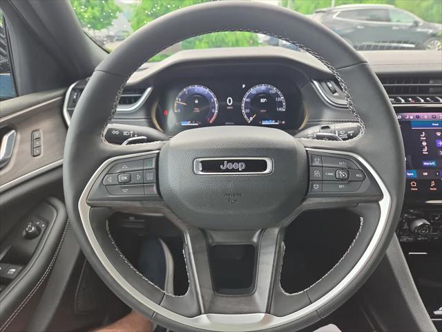 2025 Jeep Grand Cherokee L Limited 4x4