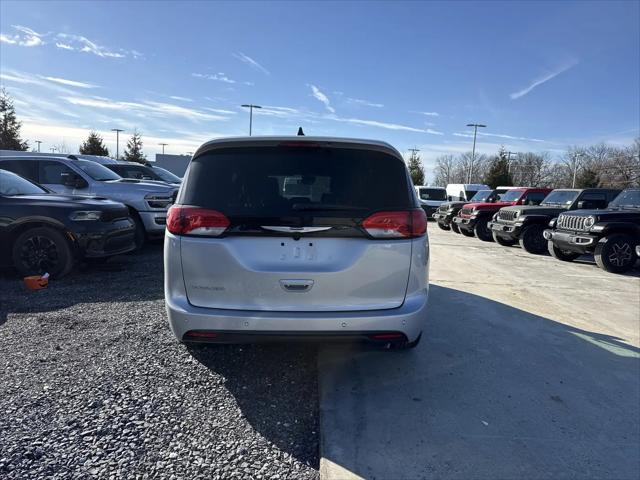 2026 Chrysler Voyager LX