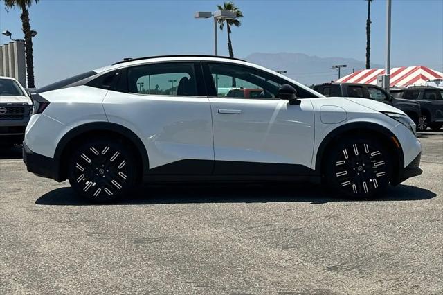 2026 Nissan LEAF PLATINUM+