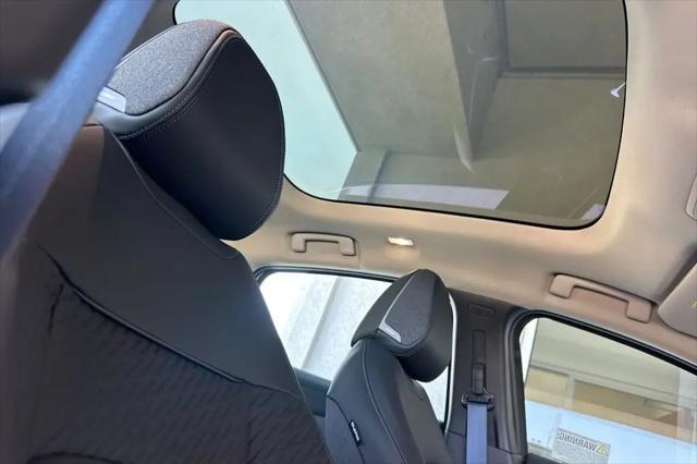 2026 Nissan LEAF PLATINUM+