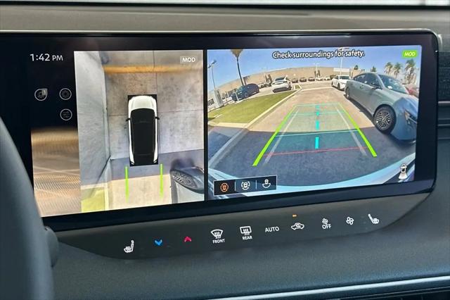 2026 Nissan LEAF PLATINUM+