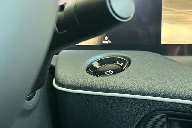 2026 Nissan LEAF PLATINUM+