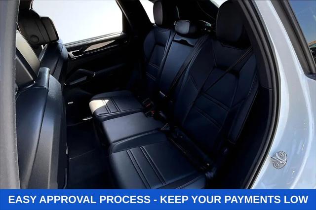 2019 Porsche Cayenne S