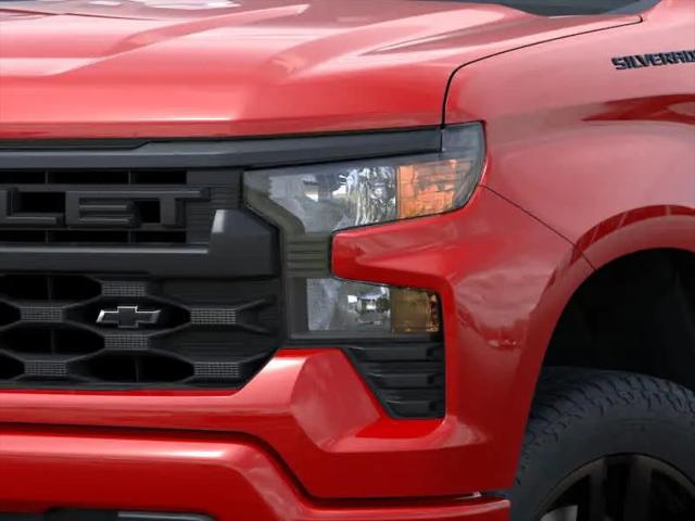 2026 Chevrolet Silverado 1500 4WD Crew Cab Short Bed Custom