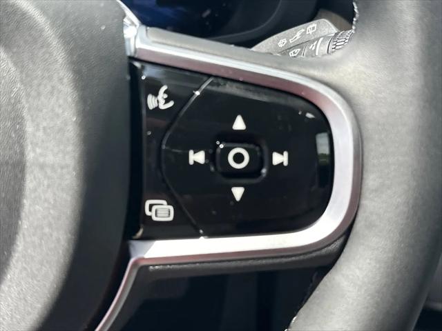 2026 Volvo XC90 Ultra, B6 AWD Gas (mild hybrid), Gasoline, Bright, 7 Seats