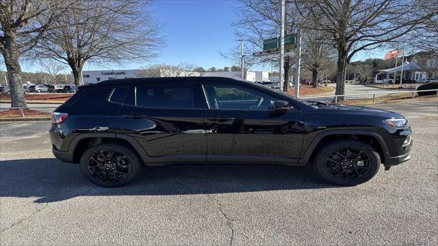 2026 Jeep Compass Latitude Altitude