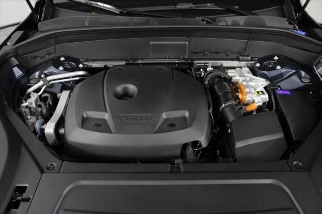 2026 Volvo XC90 Plug-In Hybrid Plus, T8 AWD, Electric/Gasoline, Bright, 7 Seats