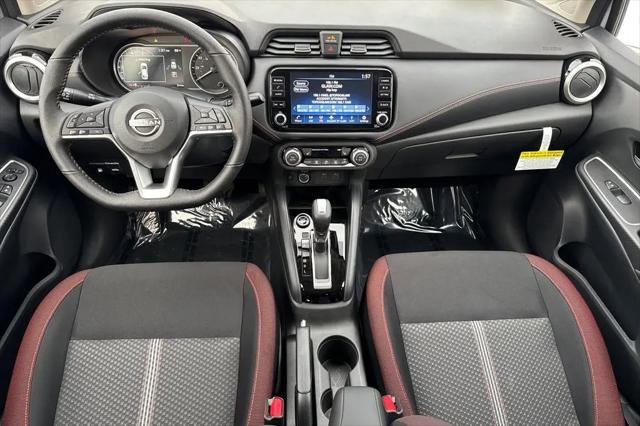 2025 Nissan Versa 1.6 SR
