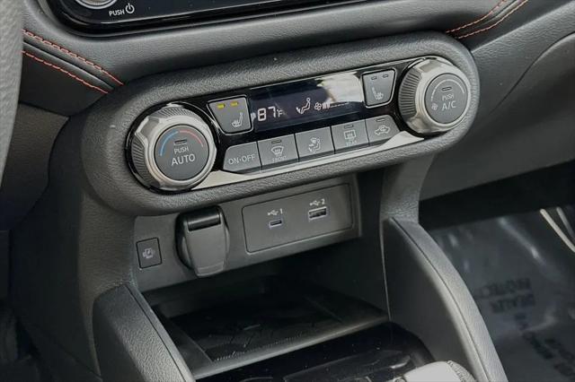 2025 Nissan Versa 1.6 SR