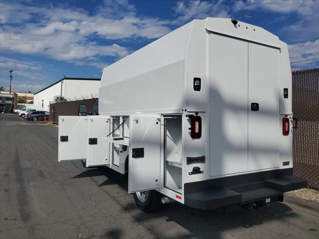 2025 Chevrolet Express Cutaway Work Van
