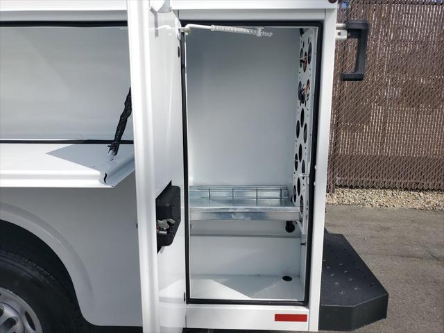 2025 Chevrolet Express Cutaway Work Van
