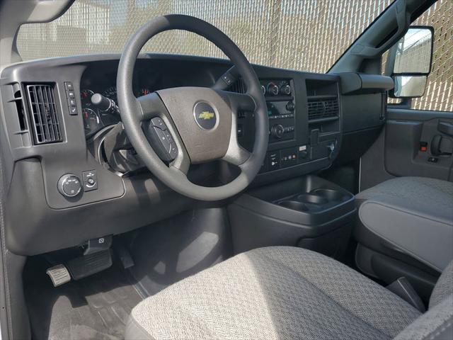 2025 Chevrolet Express Cutaway Work Van