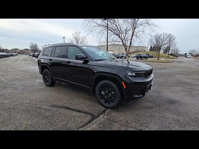 2025 Jeep Grand Cherokee L Altitude 4x4