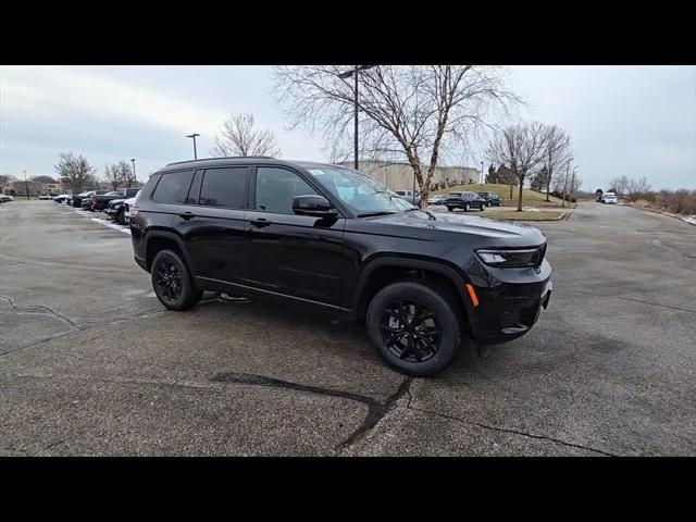 2025 Jeep Grand Cherokee L Altitude 4x4