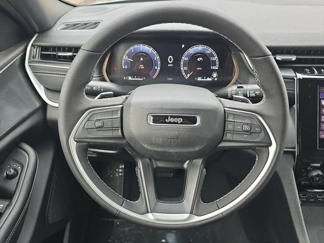 2025 Jeep Grand Cherokee L Altitude 4x4