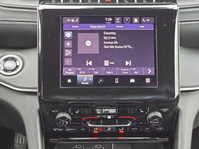 2025 Jeep Grand Cherokee L Altitude 4x4