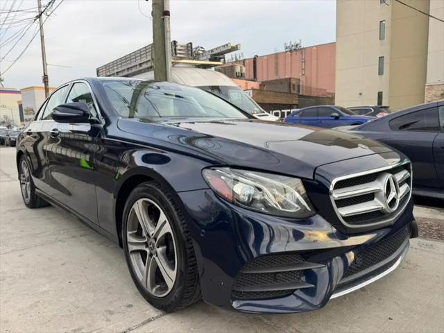 2018 Mercedes-Benz E-CLASS E 300 E 300