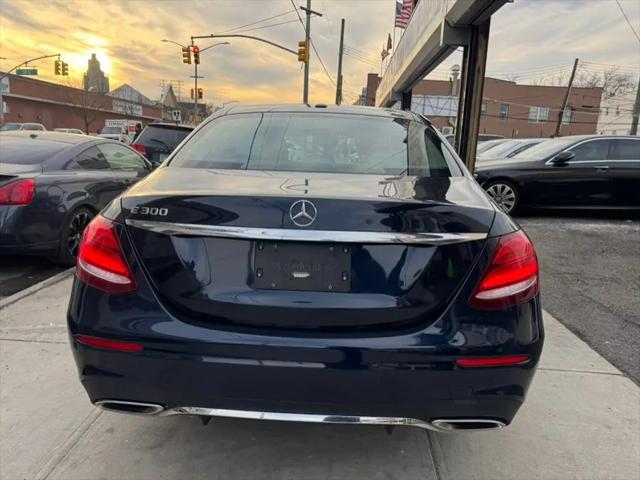 2018 Mercedes-Benz E-CLASS E 300 E 300