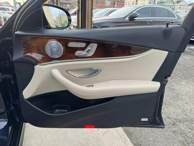 2018 Mercedes-Benz E-CLASS E 300 E 300