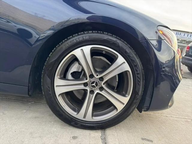 2018 Mercedes-Benz E-CLASS E 300 E 300