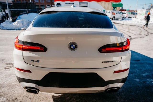 2022 BMW X4 xDrive30i